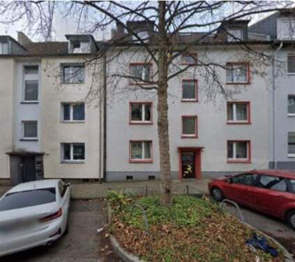 Siemens 42 DG mi - DG Wohnung sucht nette Miter - 295,00&nbsp;EUR Kaltmiete, ca.&nbsp; 46,00&nbsp;m&sup2;&nbsp;Wohnfl&auml;che