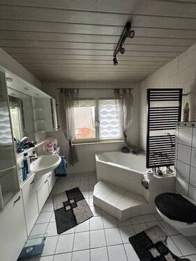 OG Badezimmer Teilansicht - 
