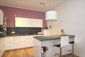 Einbauküche mit Kochinsel & Theke (inklusive) - Etagenwohnung mit 87,00 m&sup2; in Mannheim / Innenstadt/Jungbusch zur Miete