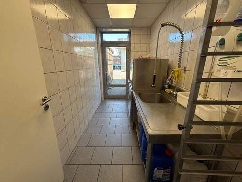 Spülküche - Gewerbeobjekt (Büro, Produktion, Verkauf) in Wangerland / Horumersiel zur Miete