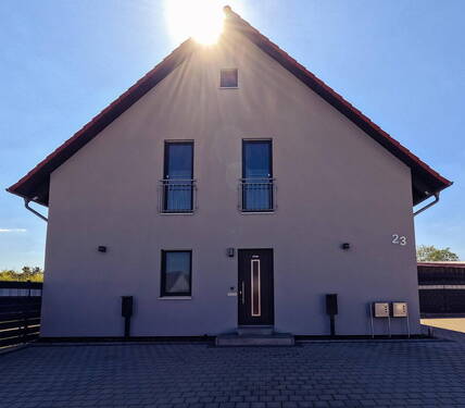 Außenansicht - Modernes Einfamilienhaus mit Einliegerwohnung, großem Garten & viel Platz