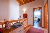 Flur-Treppe OG II - 