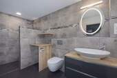Badezimmer Einliegerwohnung EG - 