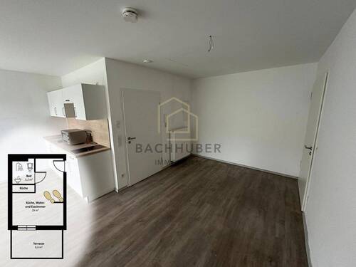 Eingangsbereich und Küche - 