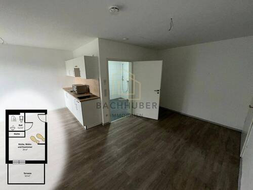 Eingangsbereich und Küche - 