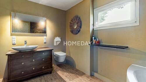 KG Badezimmer 2 - 