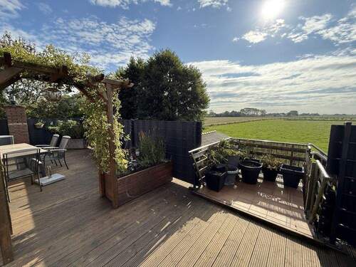 Dachterrasse - Großzügiges Landhaus nahe der Nordsee - Wohnen, Vermieten, Entspannen