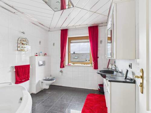 Bad im EG Ansicht 2 - 