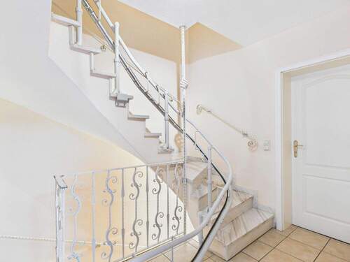 Treppe EG zum DG - 
