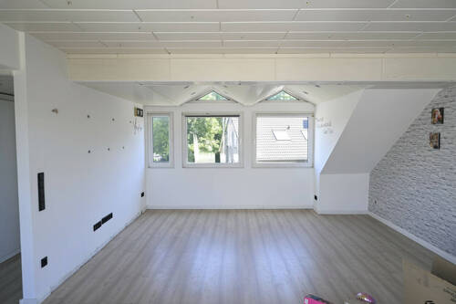Wohnzimmer - 2 Zimmer Etagenwohnung in Essen