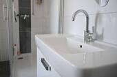 Badezimmer mit Dusche - 