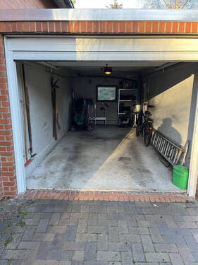 Garage - 