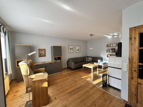 Wohnzimmer vorne - 5 Zimmer Einfamilienhaus in Eystrup