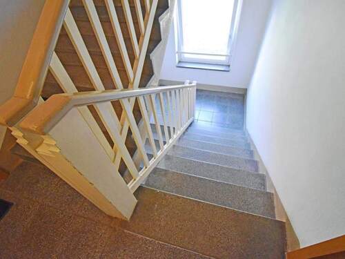 Treppenhaus - 3 Zimmer Etagenwohnung in Halle(Saale)