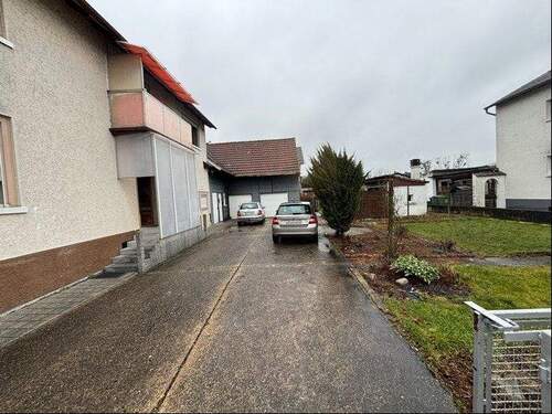 Außenansicht - 3-Zi.-Maisonette-Wohnung mit Erweiterungsoption (4. Zimmer)