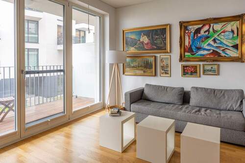 Wohnzimmer - 2 Zimmer Etagenwohnung zum Kaufen in Berlin
