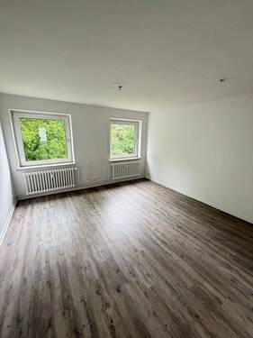 Wohnzimmer - 2 Zimmer Wohnung zum wohl fühlen.