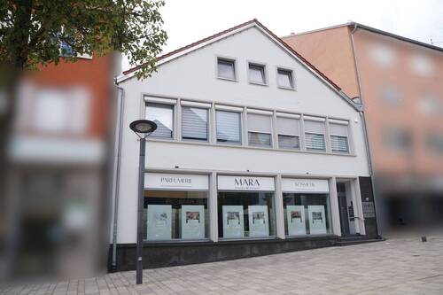 Straßenansicht - 5 Zimmer Gewerbeobjekt (Büro, Produktion, Verkauf) zur Miete in Albstadt