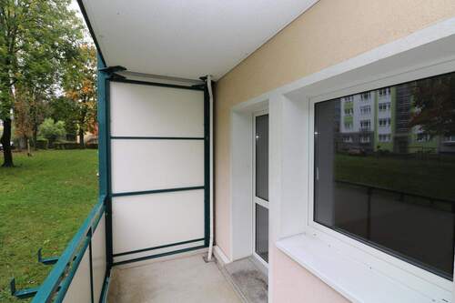 Beispiel Balkon - Etagenwohnung mit 58,50 m&sup2; in Freiberg zur Miete