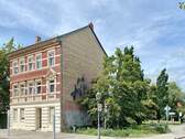 historisches Mehrfamilienhaus - 