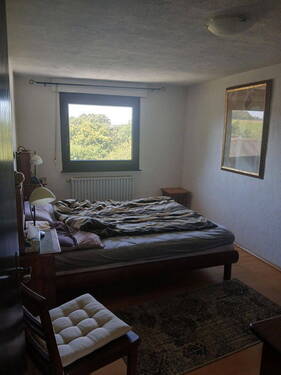 1. OG Schlafzimmer - 