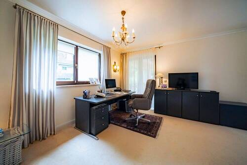 Kinder-/Arbeitszimmer - 