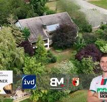 265 m² Wohnfläche auf über 1.900 m² Grundstück mit Wintergarten & Ausbaupotenzial - Wallerstein