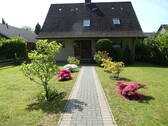 Front Ansicht - Einfamilienhaus von Privat ohne Provision