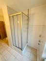 14 Badezimmer mit Dusche - 
