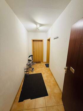 3 Vorflur - 3 Zimmer Etagenwohnung in Göttingen