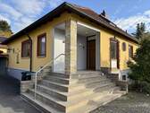 Bungalow - Exklusiver Bungalow mit großzügigem Grundstück zur Miete in Iphofen