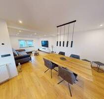 Kleines zum Teil saniertes Einfamilienhaus in ruhiger zentraler Lage mit Garten - Schiffweiler