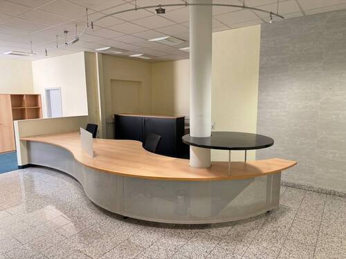 Empfangsbereich EG - 