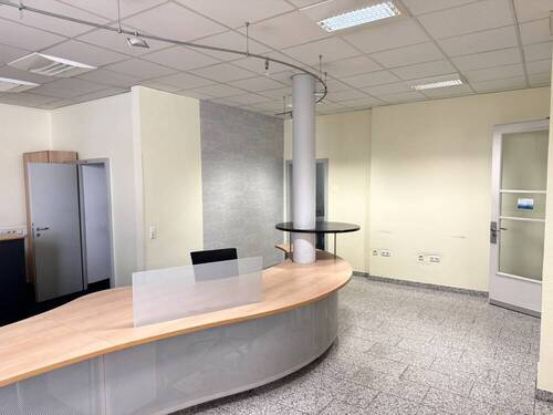 Empfangsbereich EG - 