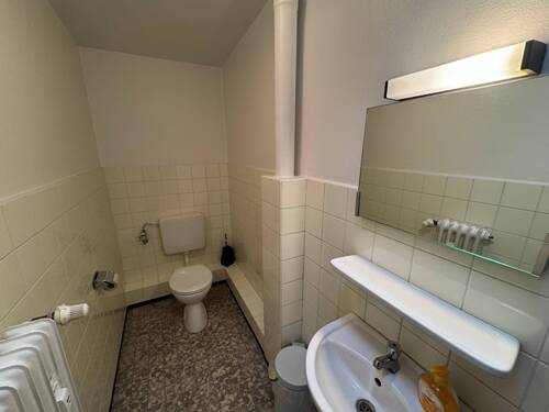 WC - 