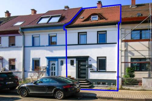 Straßenansicht - Modernes Familienidyll: möbliertes&renoviertes Reihenhaus mit Garten und viel Platz für Ihre Träume