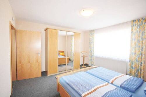 Appartement-Nr. 2 - Schlafen (OG) - 
