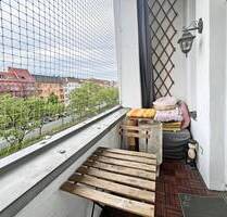 Bötzowviertel: Freiwerdende Zwei-Zimmer Altbauwohnung mit Balkon - Berlin Prenzlauer Berg