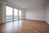 Wohnzimmer - 3-Zimmerwohnung mit Rhein-Blick in Kehl-Stadt