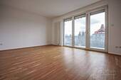 Wohnzimmer - 3 Zimmer Etagenwohnung zur Miete in Kehl