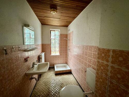 Badezimmer Erdgeschoss - 