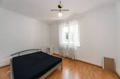 Bild 4 - Mehrfamilienhaus, Wohnhaus mit 131,80 m² in Stuttgart / Zuffenhausen zum Kaufen