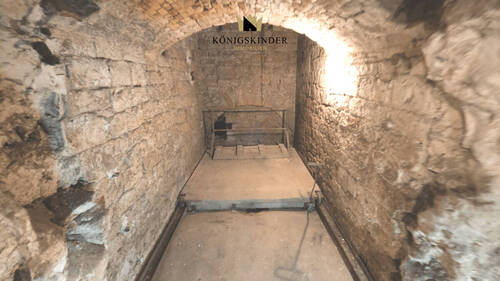 ehem. Lastenaufzug - 