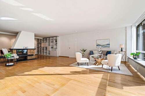 Wohnzimmer - Terrassenwohnung mit 204,70 m² in Hamburg zum Kaufen