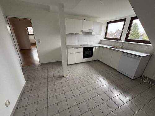 PHOTO-2026-03-13-14-36-48 (2).jpg - Etagenwohnung mit 85,00 m&sup2; in Kiel zur Miete