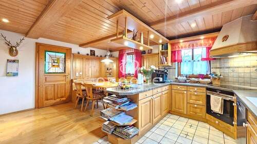 EG: Essecke mit U-Küche - 