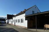 Betriebsgebäude mit Satteldach - 