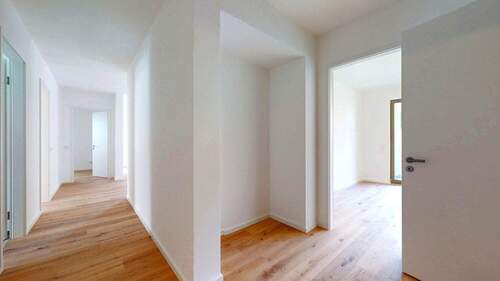 Entrée - 4 Zimmer Etagenwohnung zum Kaufen in Frankfurt am Main