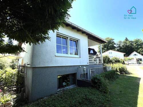 *Aussenansicht Seite - 