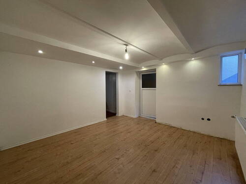 Einliegerwohnung / 1 Zimmer - 